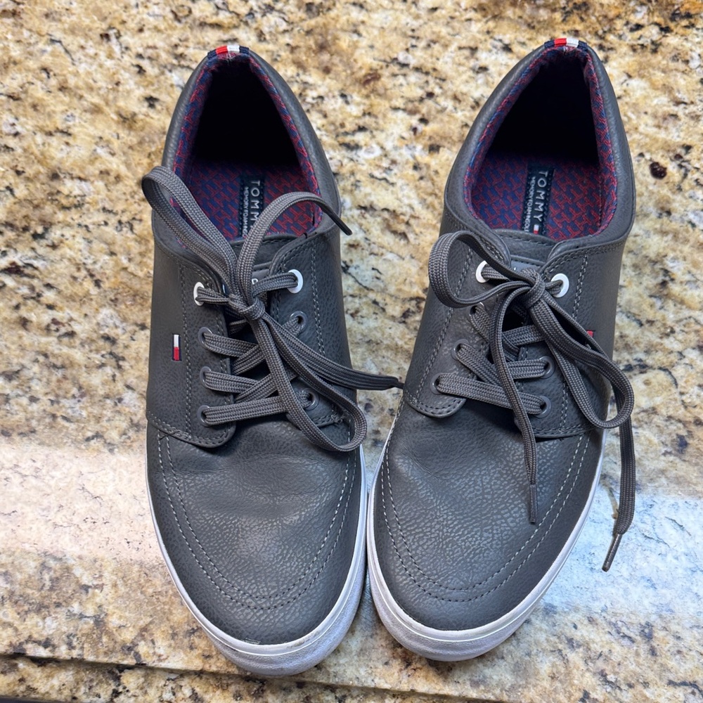 Tommy Hilfiger Charcoal Sneakers for Men size 10